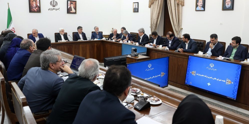 عارف: ۹۰ درصد آییننامههای اجرایی برنامه در دولت نهایی شده است عارف: ۹۰ درصد آییننامههای اجرایی برنامه در دولت نهایی شده است