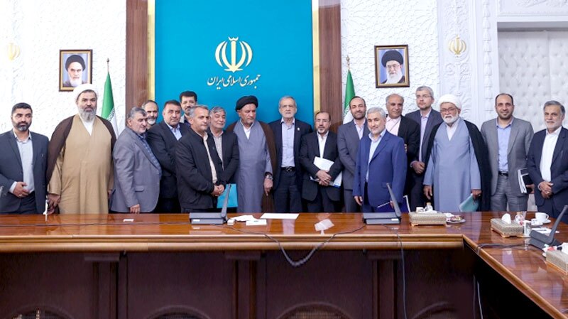 انتقاد رئیسجمهور از مخالفت با اصلاح نظام اداری انتقاد رئیسجمهور از مخالفت با اصلاح نظام اداری