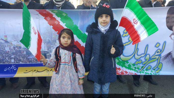 فرزندان انقلاب در راهپیمایی 22 بهمن اردبیل