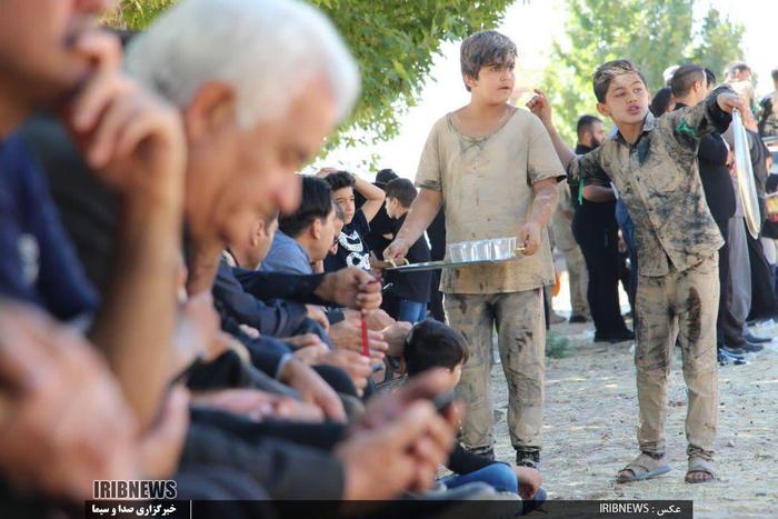 عزاداری مردم کوهدشت در عاشورای حسینی


عکس:جلیل سیف الهی