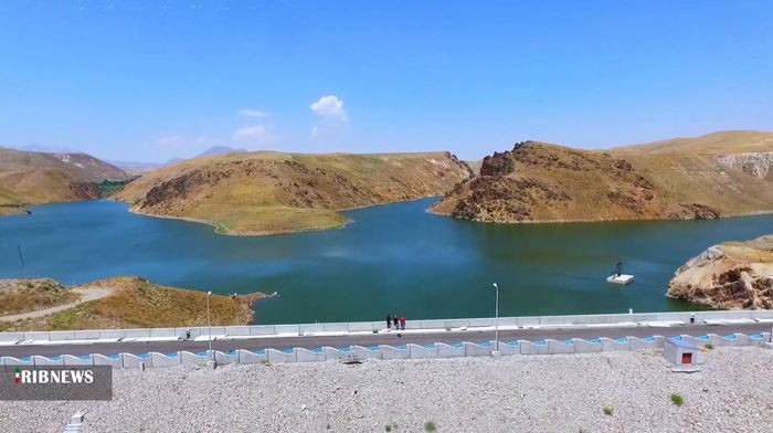 نمایی از سد و پایابها