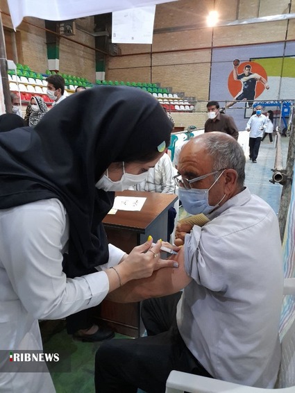 مراکز واکسیناسیون کرونا در خرم آباد

عکس: سعیده دریکوند
